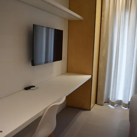 Apartment Giachi Friendly A Ballaro *